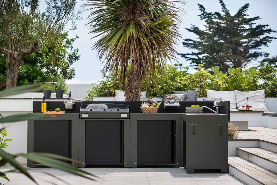 Design your outdoor kitchen