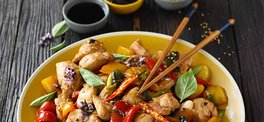 Thai stir-fried chicken